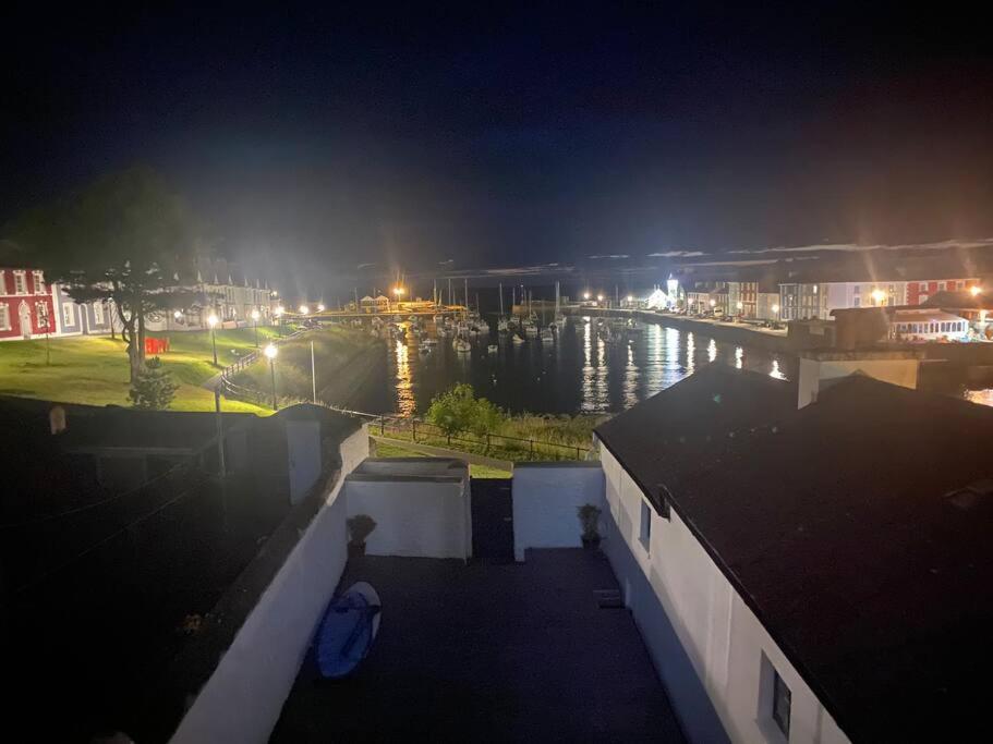 Aberaeron Island House - Panoramic Harbour Views Villa Exteriör bild