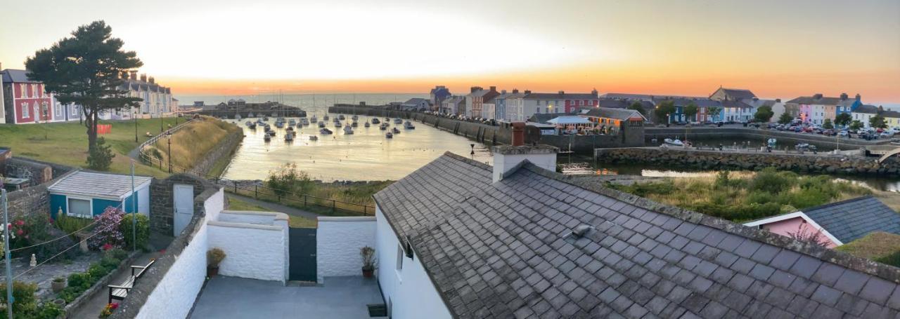 Aberaeron Island House - Panoramic Harbour Views Villa Exteriör bild